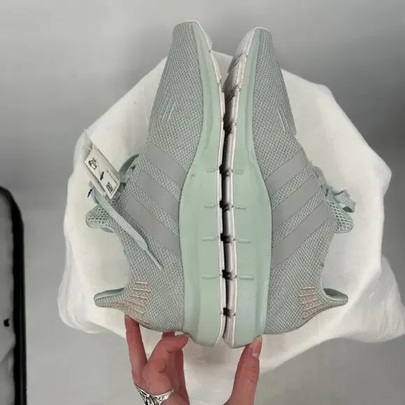 Women's Adidas NWT Swift Run W Sneaker Mint Green Shoes 9 - Picture 3 of 7